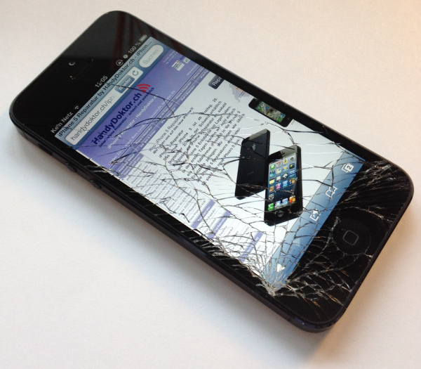 iPhone Reparatur - vorher